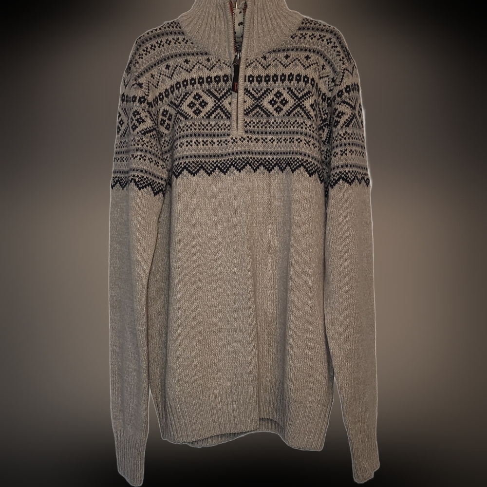 NWOT Triple Five Soul Zippered Sweater